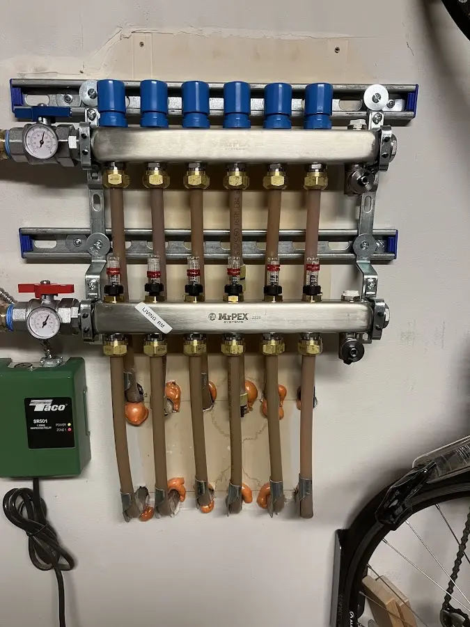 Plumber performing Leak Detection at a residential property in White House